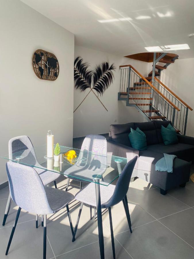 Апартаменти Amplio Duplex Tamaimo Екстер'єр фото