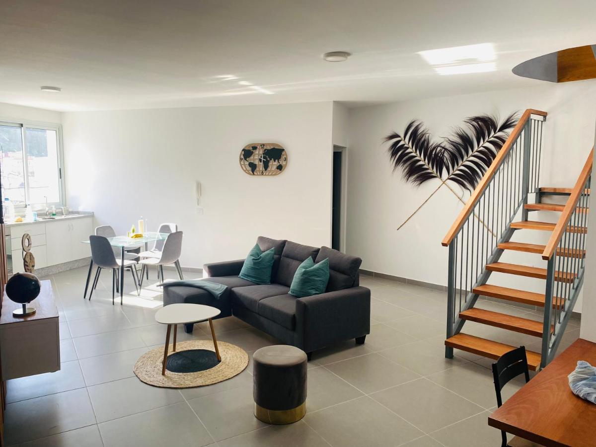 Апартаменти Amplio Duplex Tamaimo Екстер'єр фото